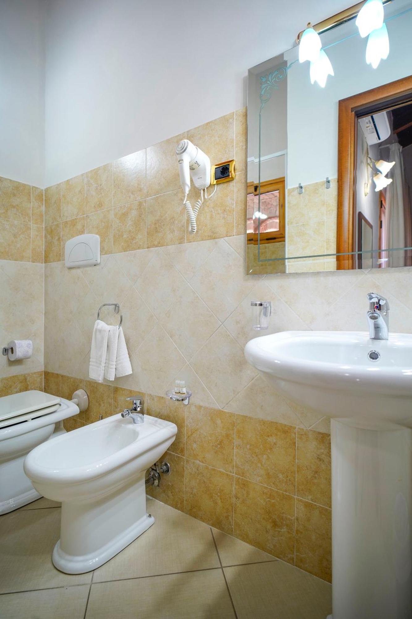 Tenuta Un Posto Al Sole Luxury B&B Rossano Stazione Екстер'єр фото